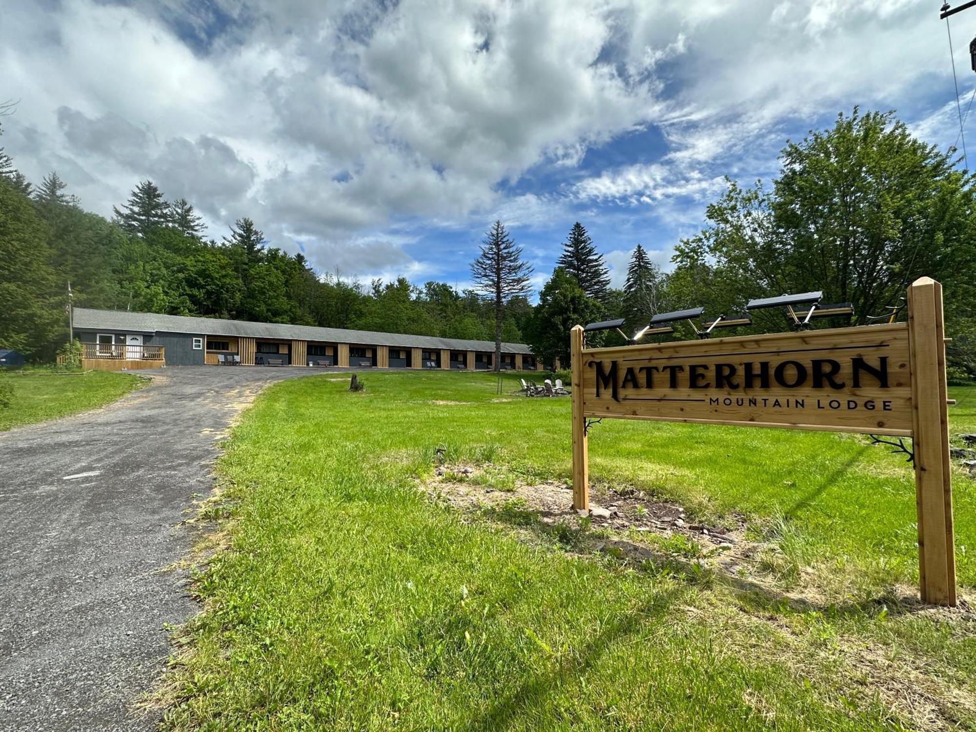 Matterhorns Hunter Lodge Esterno foto